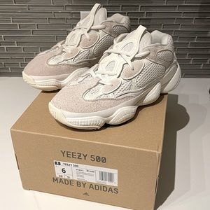 Adidas Yeezy Boost 500 Sneaker - Bone White
Size 6 Men’s = Size 7 Women